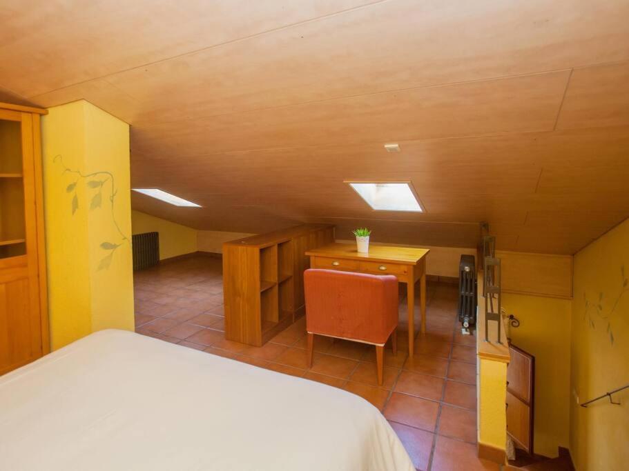 El Atico De La Muralla En El Centro De Girona Eksteriør billede